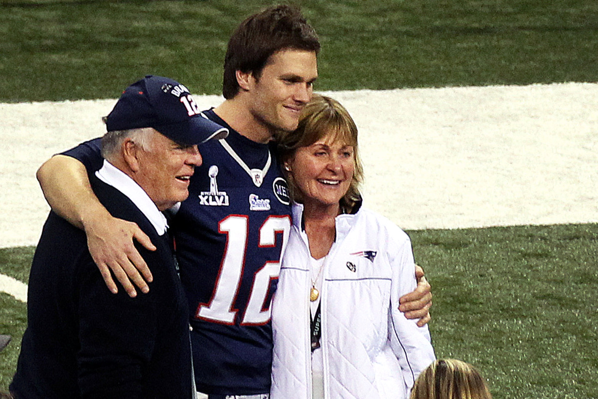 Tom Brady’s parents were in ‘life and death’ COVID-19 fight at start of NFL season