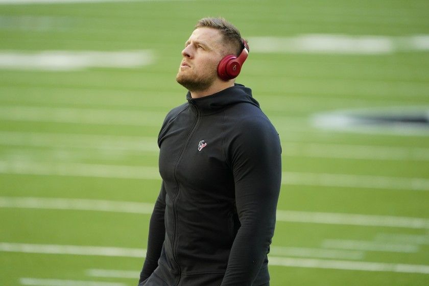 J.J. Watt is most likely to sign with this NFL team, oddsmakers say