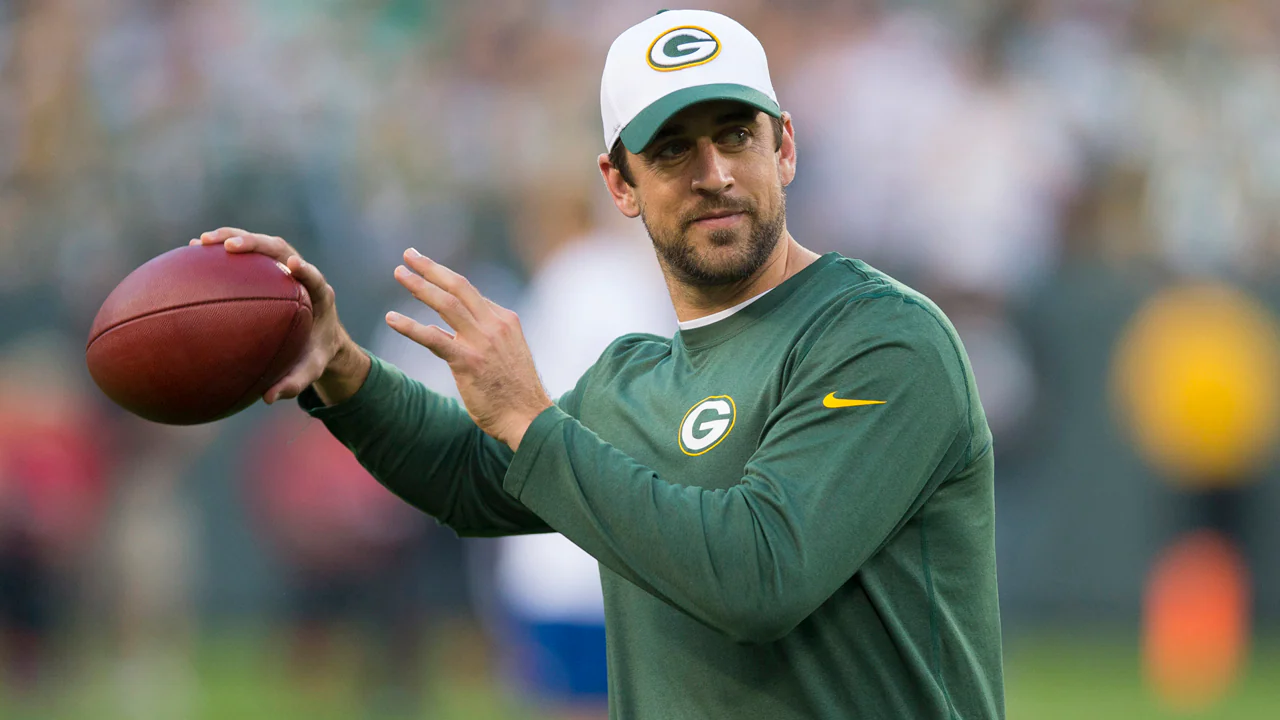 Aaron Rodgers wants reassurances he’ll be future Packers QB: report