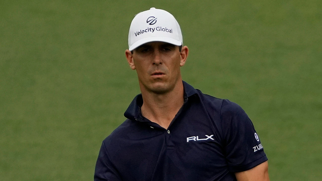 Masters competitor Billy Horschel takes tumble near green, stains white pants