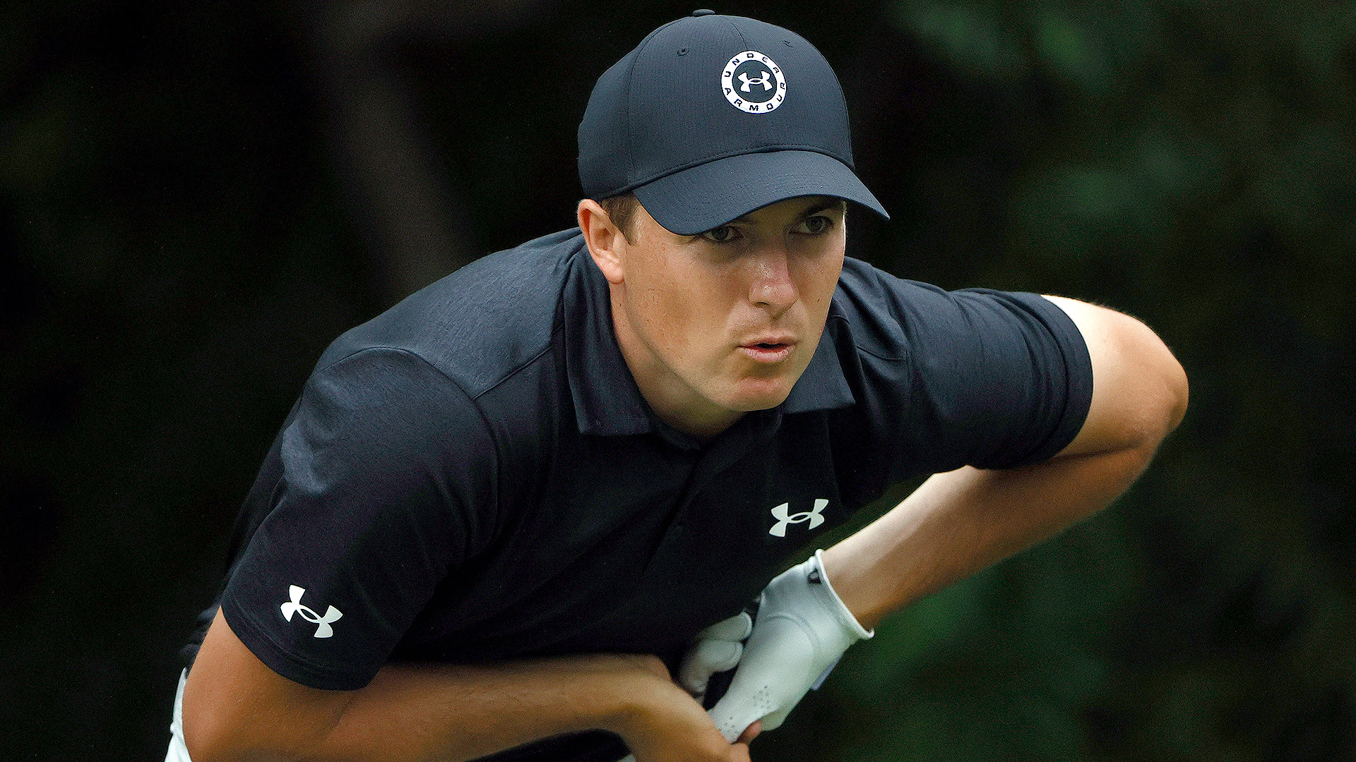 Jordan Spieth leads at Colonial as Phil Mickelson bogeys final hole to miss cut