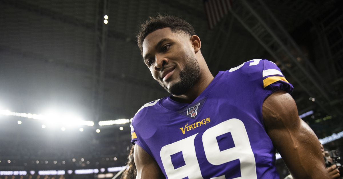 PFF list of NFL’s best contracts features four Vikings