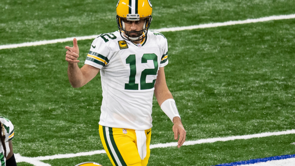Report: No opt out for Packers QB Aaron Rodgers