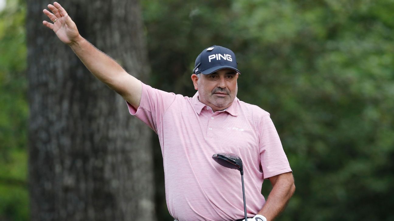 Golfer Angel Cabrera sentenced to 2 years in prison for assaulting former partner