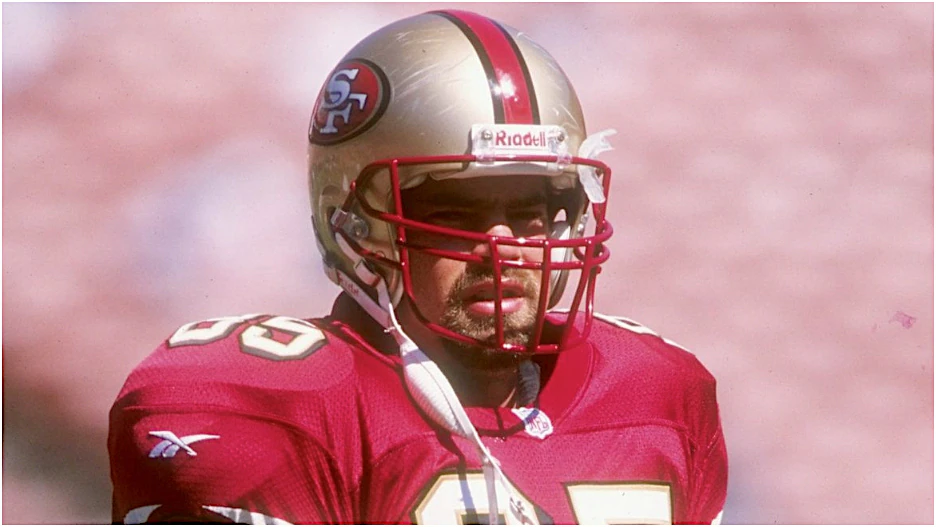 Greg Clark, Former NFL Player, Dies at 49