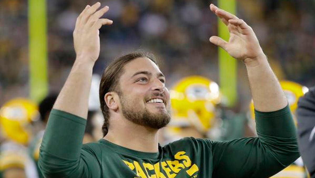 David Bakhtiari surprises Aaron Rodgers with a new set of wheels, and it’s all a little fuzzy and funny