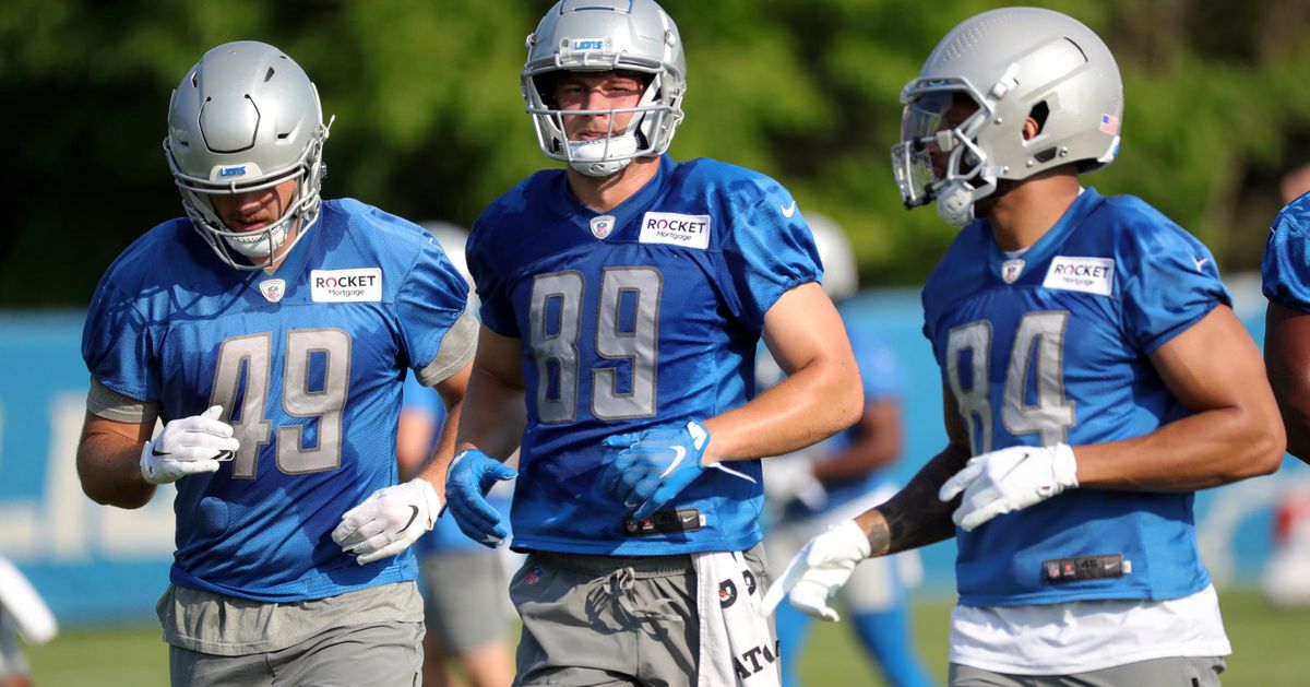 Lions activate TE Brock Wright, S Jalen Elliott from practice squad for Rams game