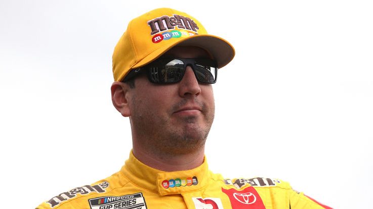 Kyle Busch apologizes for comment after Martinsville race