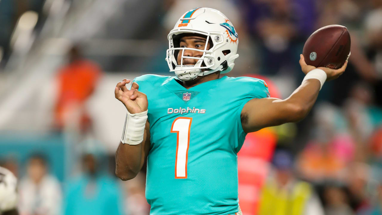 Tua Tagovailoa’s moment to prove he’s the Dolphins’ franchise QB is now