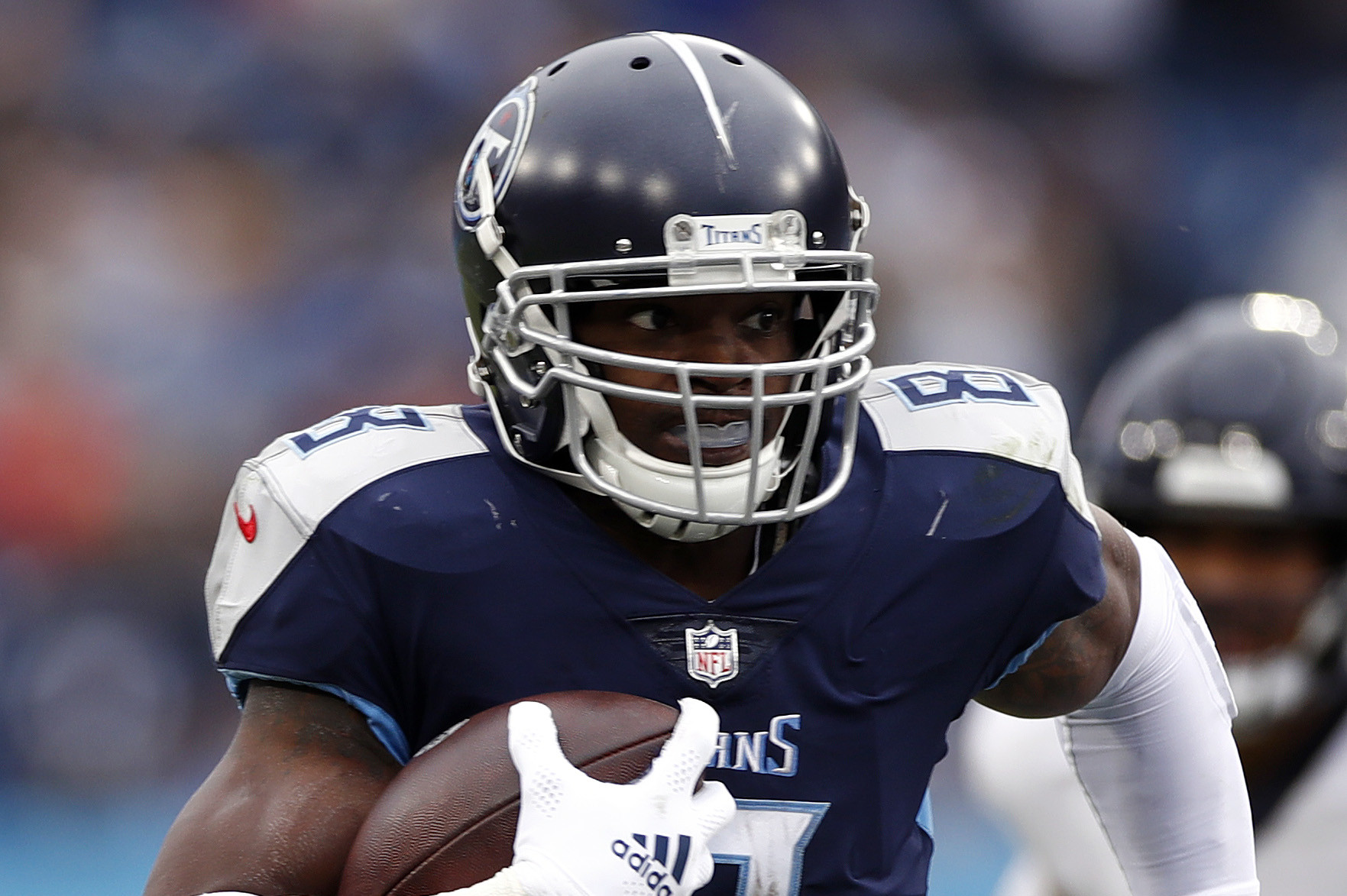 Adrian Peterson Waived by Titans After 3 Games; ‘Possible’ He Returns