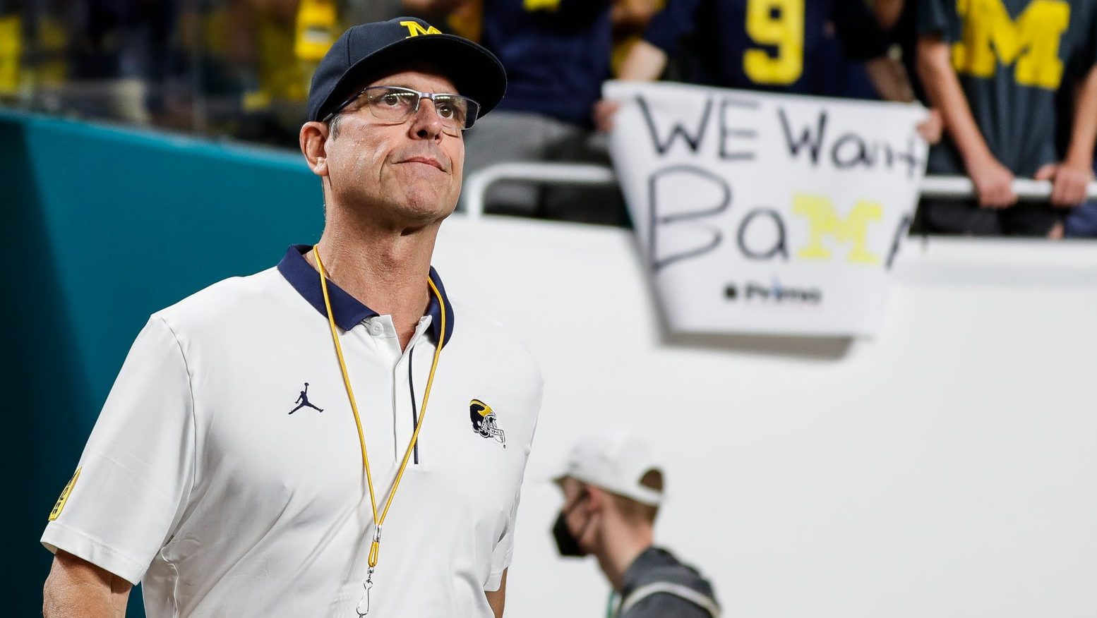 Buzz builds of Jim Harbaugh to Raiders