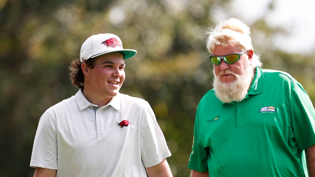 John Daly’s son — who has played one college golf tournament — signs NIL deal with Hooters