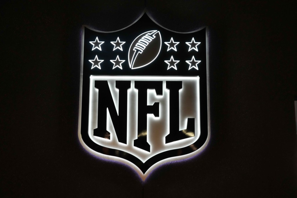 NFL, NFLPA agree to allow up to eight players to return from injured reserve in 2022