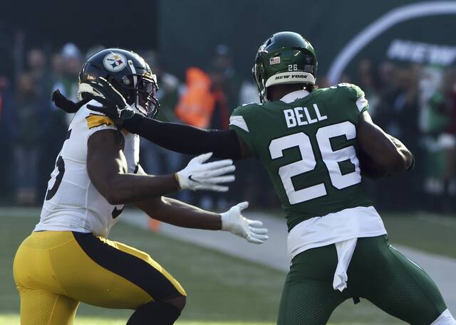 First Call: Le’Veon Bell favored in boxing match vs. fellow NFL star; ESPN’s ‘surprise offseason standout’ for Steelers