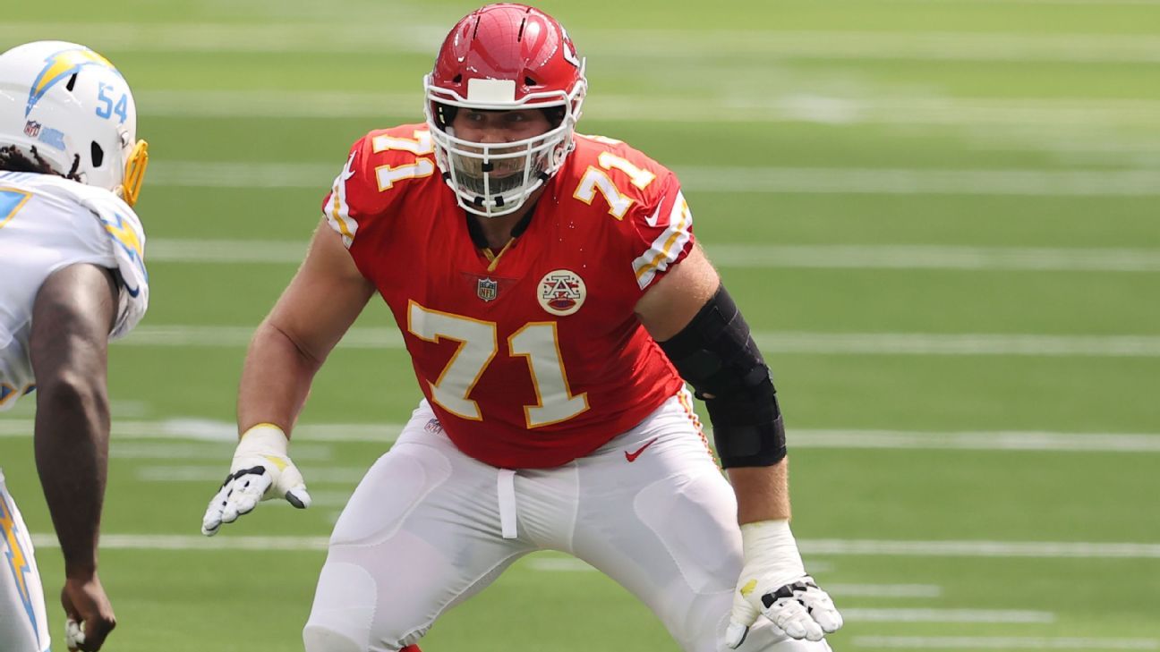 Four-time All-Pro OT Mitchell Schwartz retires from NFL