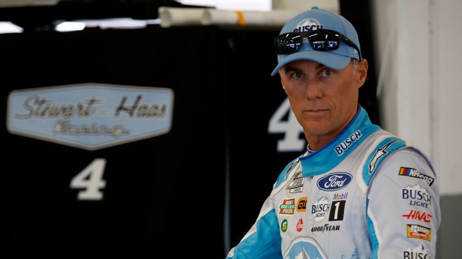 Kevin Harvick says SHR should have pursued Kyle Busch more aggressively