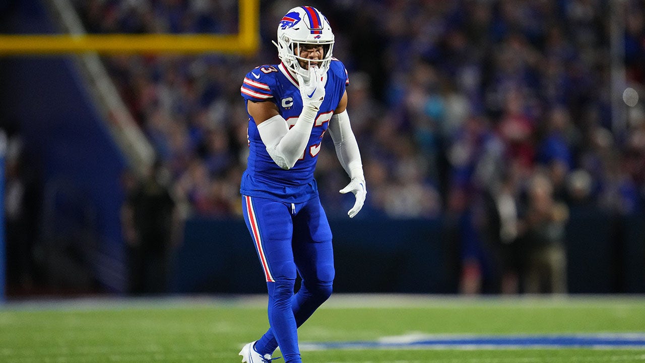 Bills’ Micah Hyde to miss rest of NFL season with neck injury, placed on IR: report