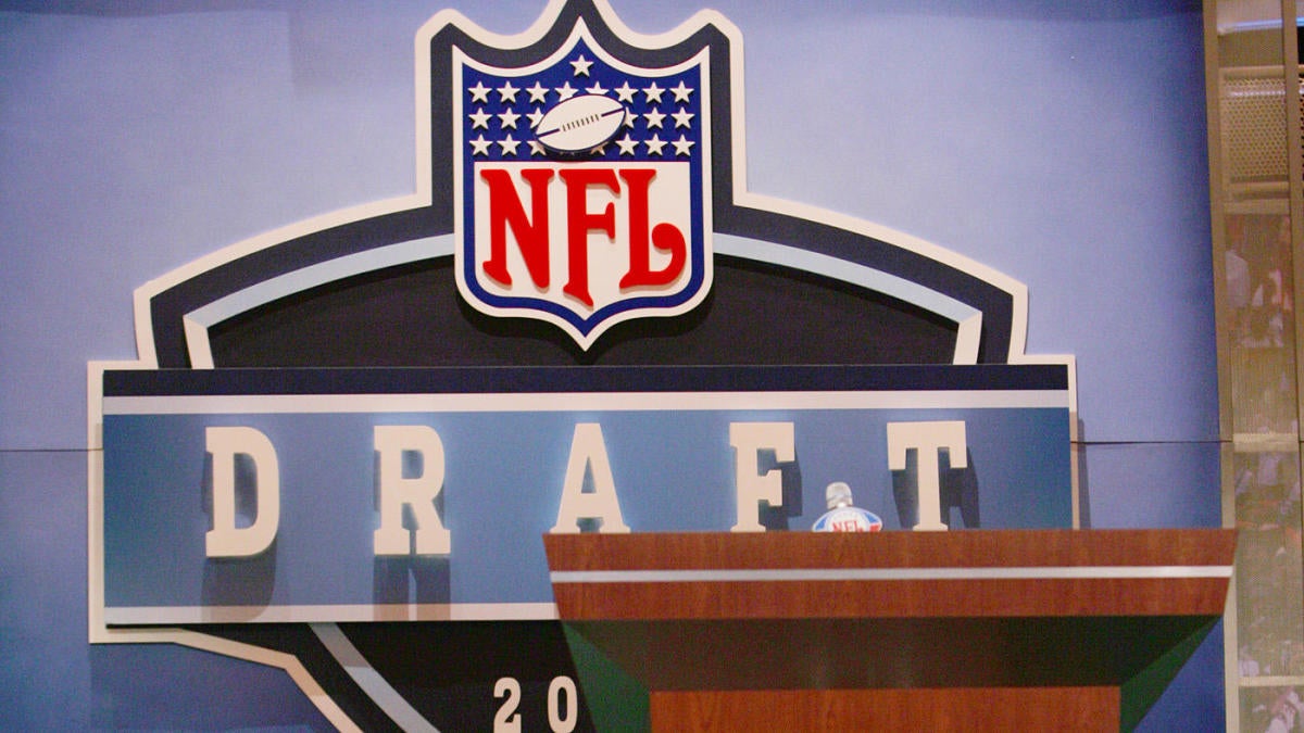 2023 NFL team mock drafts: Seven-round projections for Bears, Packers, Jets, other clubs around the league