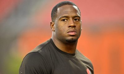 Browns rework contract to keep star RB Nick Chubb in Cleveland for 2024 season